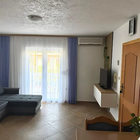 Apartment Maca Zablace